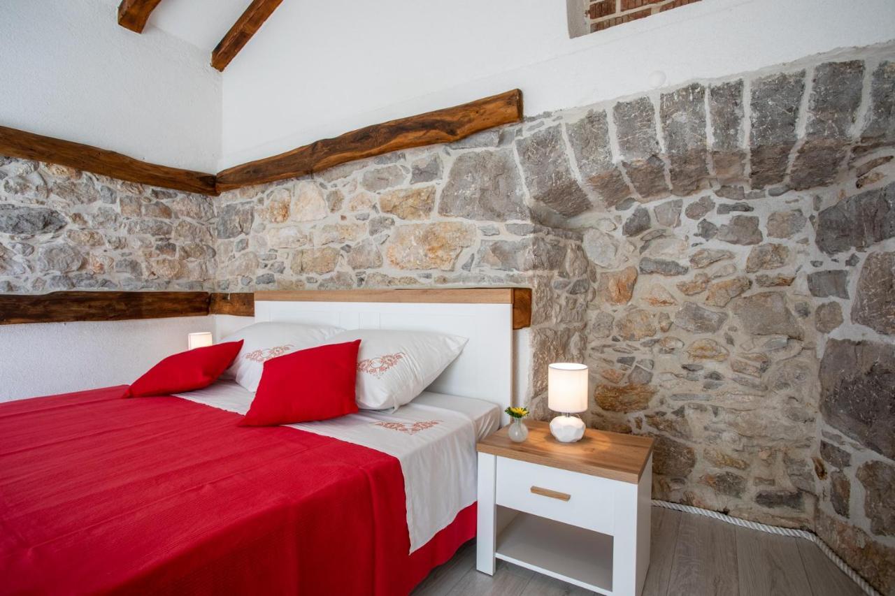 Villa Elm Milohnici Extérieur photo