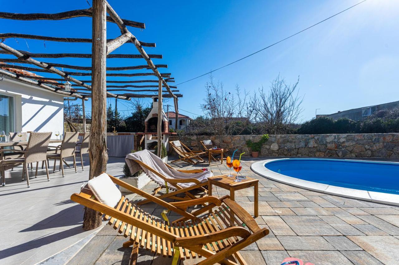 Villa Elm Milohnici Extérieur photo
