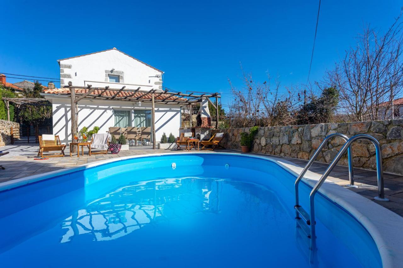 Villa Elm Milohnici Extérieur photo